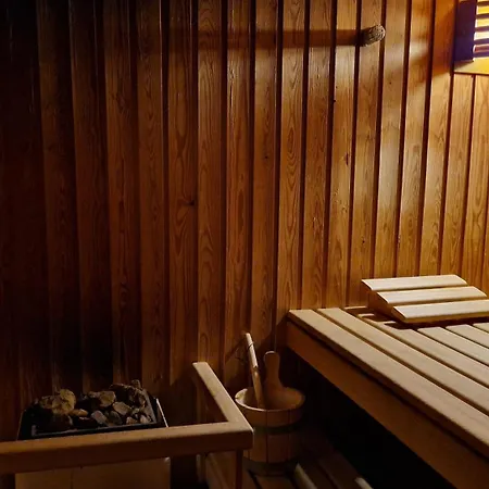 Chesa Bellaval, Haus La Vuolp 2-zimmer-dachwohung Apartamento