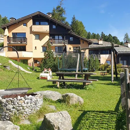 Chesa Bellaval, Haus La Vuolp 2-zimmer-dachwohung Apartment Silvaplana