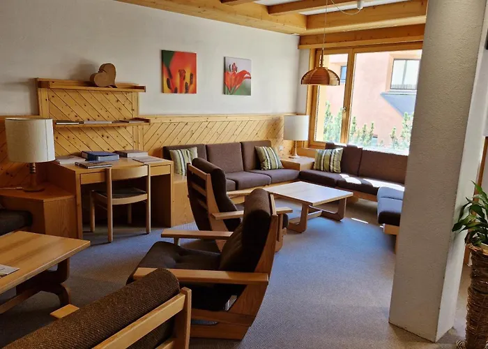 Daire Chesa Bellaval, Haus La Vuolp 2-zimmer-dachwohung Silvaplana