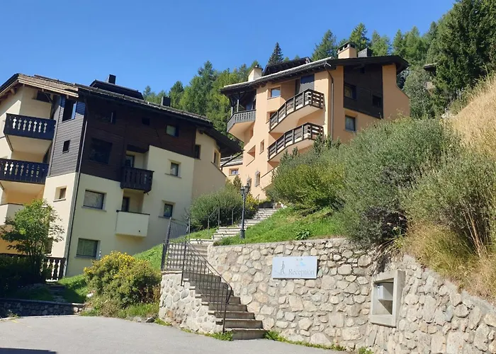 Daire Chesa Bellaval, Haus La Vuolp 2-zimmer-dachwohung