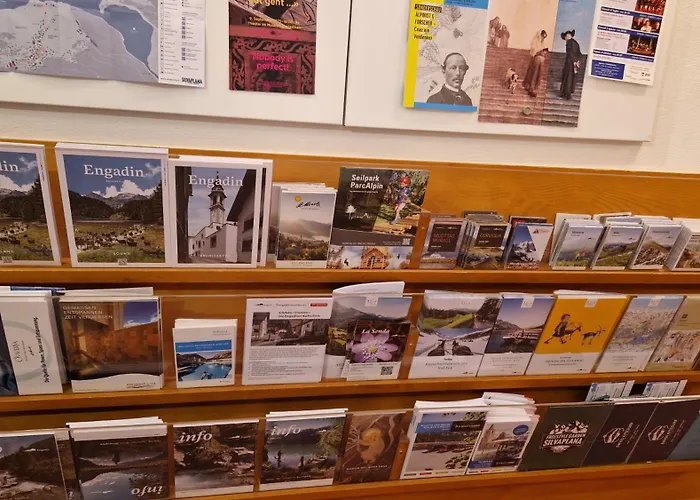 Chesa Bellaval, Haus La Vuolp 2-zimmer-dachwohung Daire Silvaplana