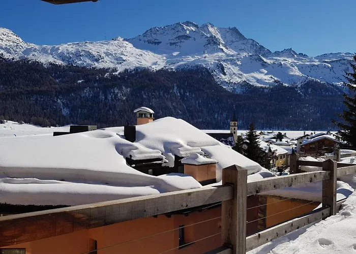 Chesa Bellaval, Haus La Vuolp 2-zimmer-dachwohung Silvaplana