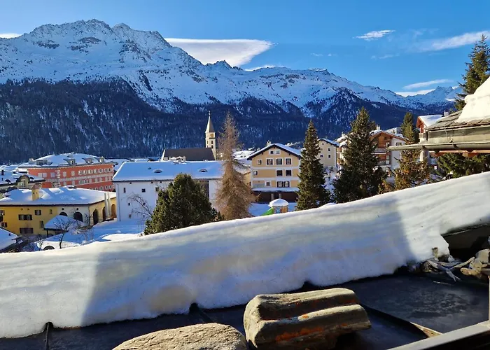 Chesa Bellaval, Haus La Vuolp 2-zimmer-dachwohung Silvaplana