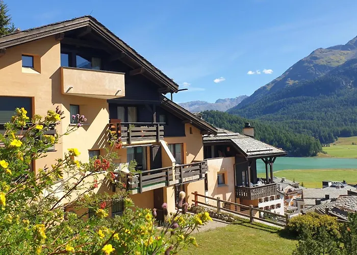 Daire Chesa Bellaval, Haus La Vuolp 2-zimmer-dachwohung *