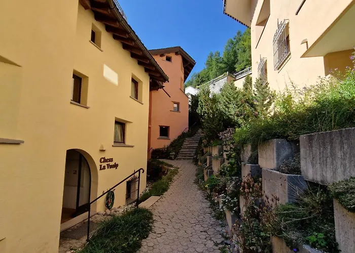 Chesa Bellaval, Haus La Vuolp 2-zimmer-dachwohung * Silvaplana