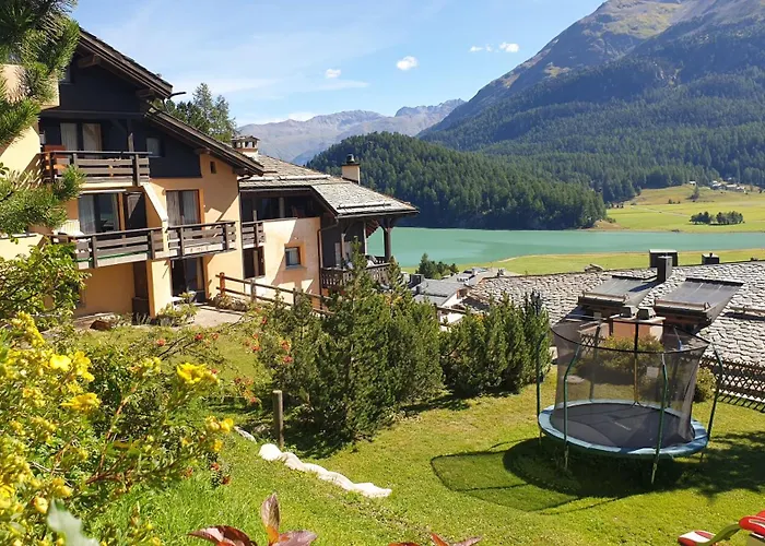 Daire Chesa Bellaval, Haus La Vuolp 2-zimmer-dachwohung Silvaplana