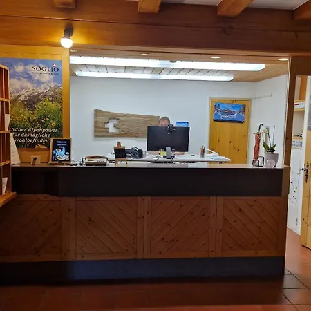 Chesa Bellaval, Haus La Vuolp 2-zimmer-dachwohung *