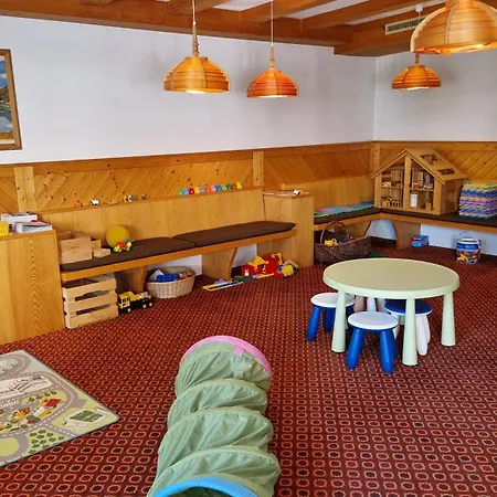 Chesa Bellaval, Haus La Vuolp 2-zimmer-dachwohung Apartment Silvaplana